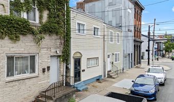 114 S 18th St, Airville, PA 15203