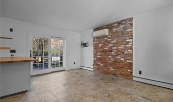 477 Hope Furnace Rd, Coventry, RI 02831