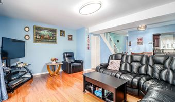 93 Park Ave 1204, Danbury, CT 06810