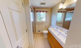2235 Prairie St, Ann Arbor, MI 48105