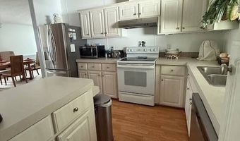 358 Waldorf Dr, Auburndale, FL 33823