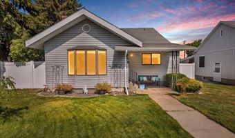 359 S Shilling St, Blackfoot, ID 83201