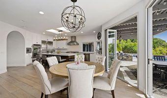 1512-14 Uno Verde Ct, Solana Beach, CA 92075