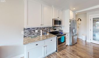 97997 OLSEN Ln, Brookings, OR 97415