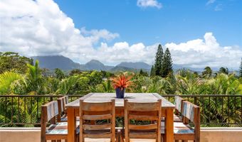 411 Kaelepulu Dr E, Kailua, HI 96734