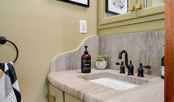 7681 N Farm Road 43, Ash Grove, MO 65604