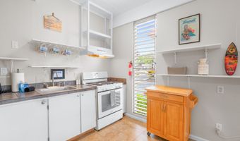 75-5873 WALUA Rd 208, Kailua Kona, HI 96740