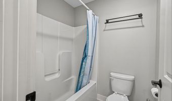 2027 NW 24th St, Ankeny, IA 50023