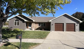 1109 Clover Ct, Aberdeen, SD 57401