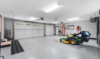 3405 Pawnee Dr SE, Alexandria, MN 56308