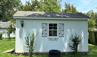 100 N Hickory St, Appleton City, MO 64724