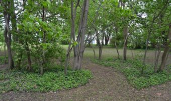 360 S Second St, Albion, IL 62806
