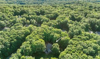 17 Stone Pound Ln, Atkinson, NH 03811