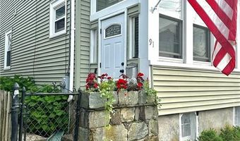 91 Van Zandt Ave, Newport, RI 02840