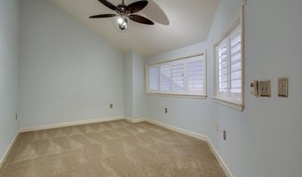 2310 14TH St N 402, Arlington, VA 22201