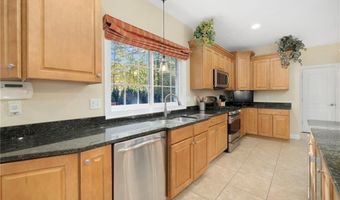 10 Honey Lou Ct, Cranston, RI 02921
