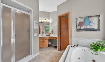 5061 Sandhill Rd, Almont, MI 48003