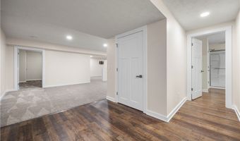 160 Eagle Cir, Amherst, OH 44001
