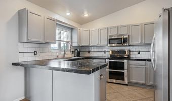 6812 LINE Ct, Cheyenne, WY 82007