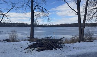 495 Lane 110 Hog Back Lk, Angola, IN 46703