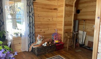 565 River Rd, Anson, ME 04958