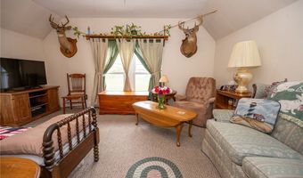 6748 Cedar St, Akron, NY 14001
