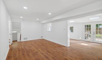 709 N PRYOR St, Alexandria, VA 22304