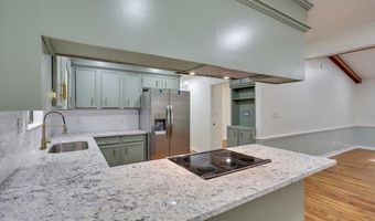 102 Hickory St, Brandon, MS 39042