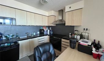 801 S King St 3506, Honolulu, HI 96813