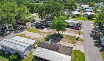 58 Leisure Dr, Auburndale, FL 33823