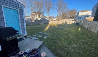 67 Hall Ave, Newport, RI 02840