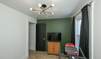 1033 Herberich Ave, Akron, OH 44301