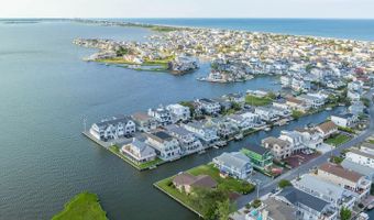 61 BAYSIDE Dr, Fenwick Island, DE 19944
