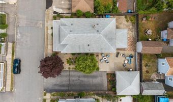 10 Denver Ave, Cranston, RI 02905