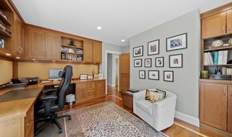 476 Baxter Neck Rd, Barnstable, MA 02630