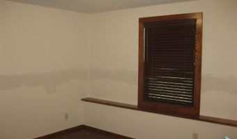 525 Valley View Ave, Baltic, SD 57003