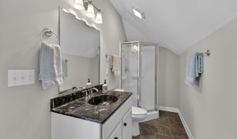 7087 DICK WOODS Rd, Afton, VA 22920