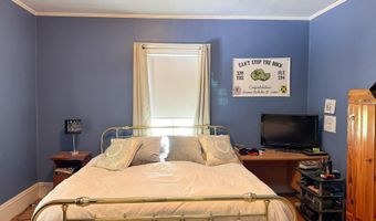 81 Parkview Ave, Bangor, ME 04401