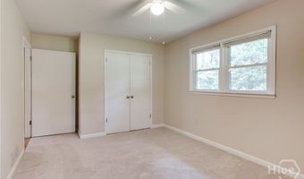 110 Pioneer Dr, Athens, GA 30605