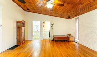 1122 Pawtucket Ave, East Providence, RI 02916
