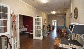 342 S Monroe St, Alderson, WV 24910