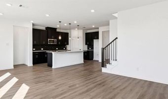 768 Waterhouse Lake Dr, Anna, TX 75409