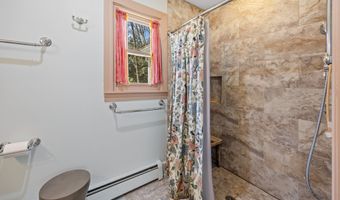 303 Beacon Hill Dr, Cheshire, CT 06410