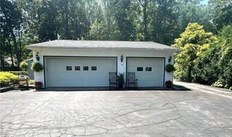 7720 Rice Rd, Amherst, OH 44001