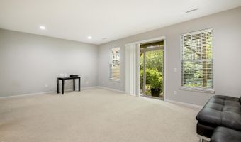 1005 Lathrop Ln, Apex, NC 27523