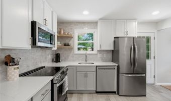 7061 Aliceton Ave, Affton, MO 63123
