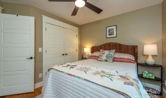 71 McLain St, Asheville, NC 28803