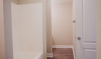 108 Bradley Cir, Barnesville, GA 30204