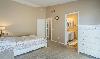 1302 N BOGLE Ave, Chandler, AZ 85225