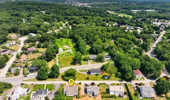 16 Old Simmonsville Rd, Johnston, RI 02919